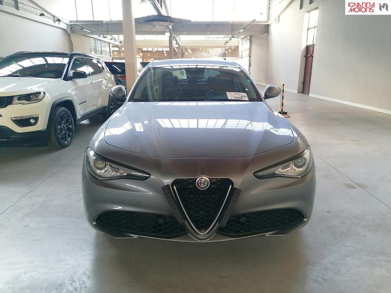 Alfa Romeo Giulia 2.2 Turbo AT8 160CV Executive a 378€ con Maxirata